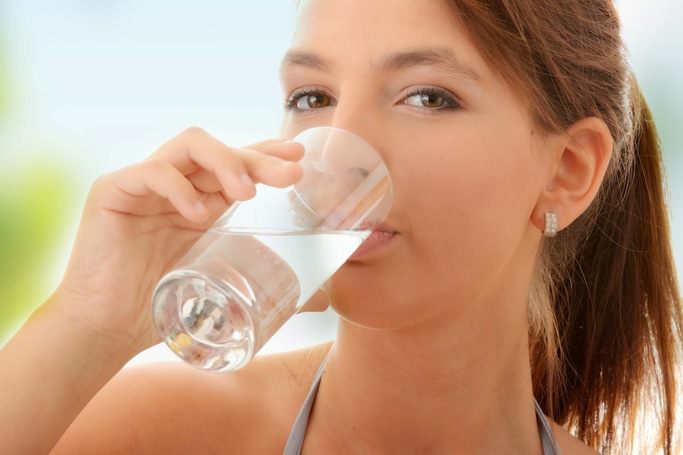 nước uống giúp thải đọc cơ thể