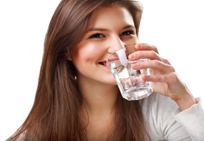 Uống nhiều nước mang đến hiệu quả giảm cân tốt hơn